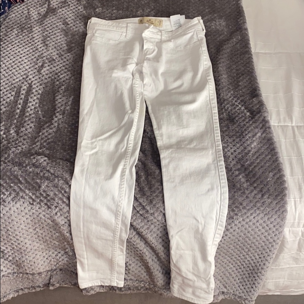 White jeans 🤍